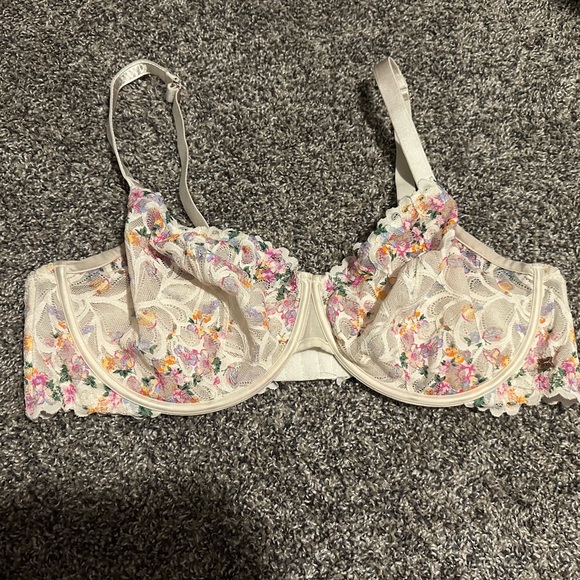 Savage X Fenty Not Sorry Unlined Lace Balconette Bra - Picture 1 of 2